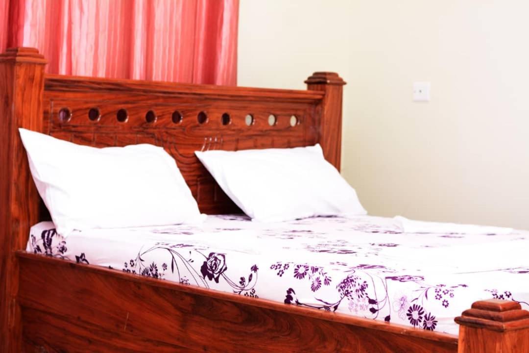 Raymuu * Zanzibar