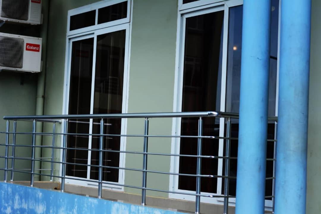 Raymuu Apartament *